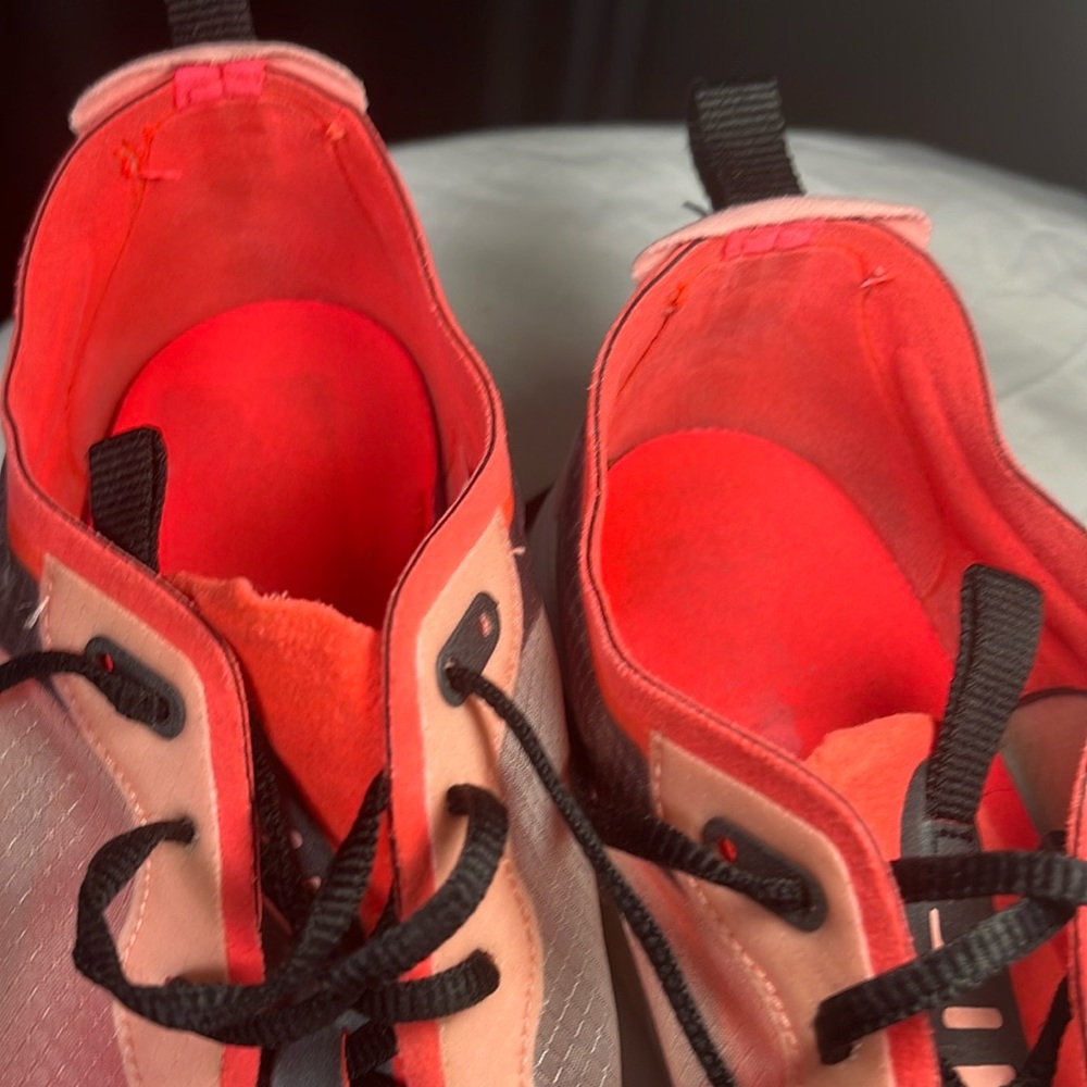 Nike AIR MAX Women's  Running Shoes size 8.5 - Picture 11 of 16